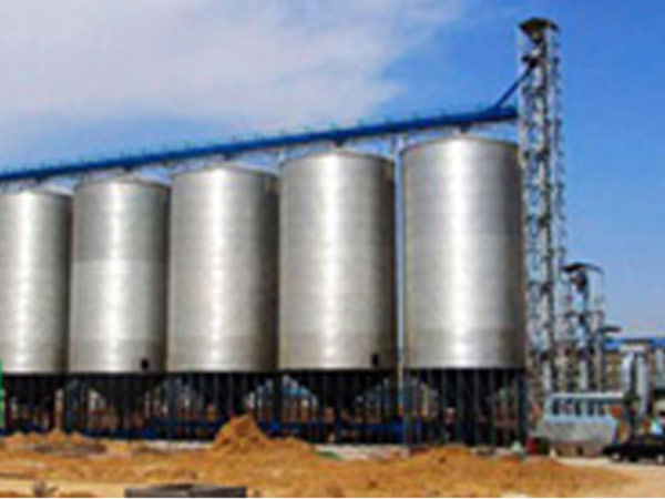 corn-silos